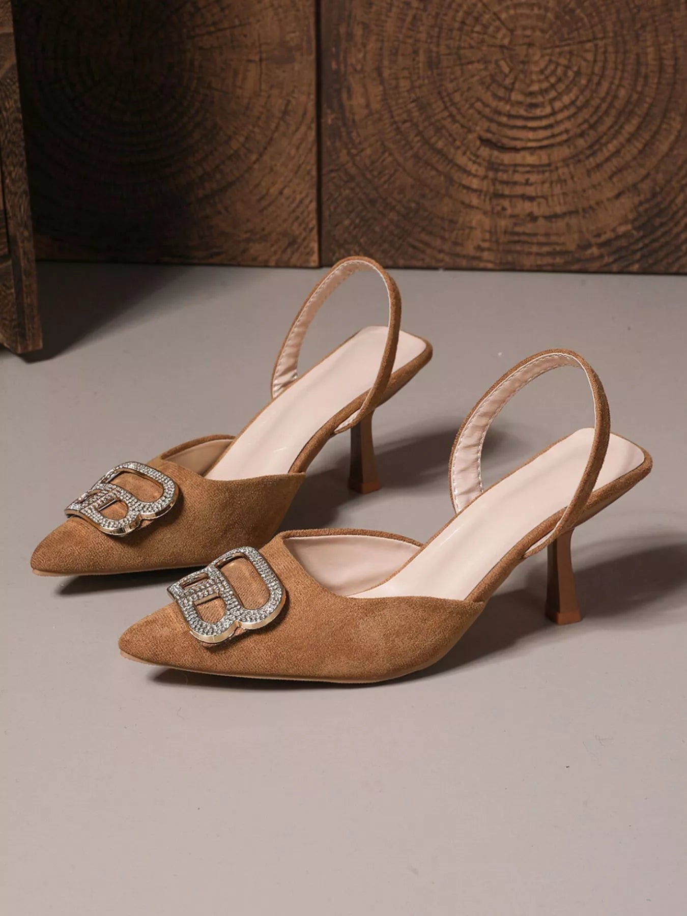 Point Toe Mid Heel Pumps - Knack'd Up